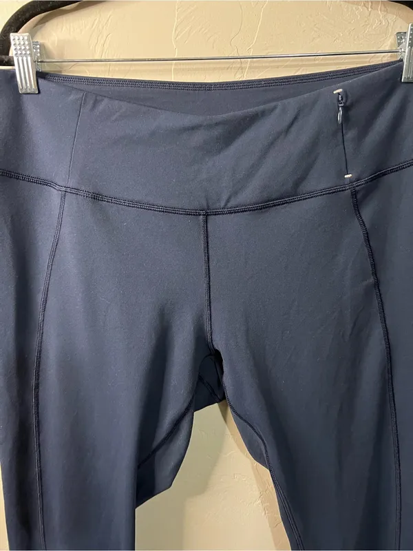 Calia Carrie Underwood Navy Blue Crop Capri Athletic Surplice Back Hem Leggings - Image 3