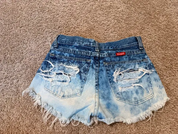 Wrangler Denim Shorts - Image 3