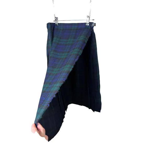 Pure New Wool Black Watch Tartan Plaid Wrap Skirt Navy Green Leather Buckle - Image 2