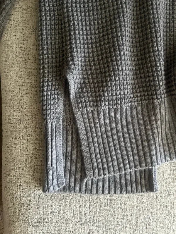 Merokeety Grey Cardigan - Image 3