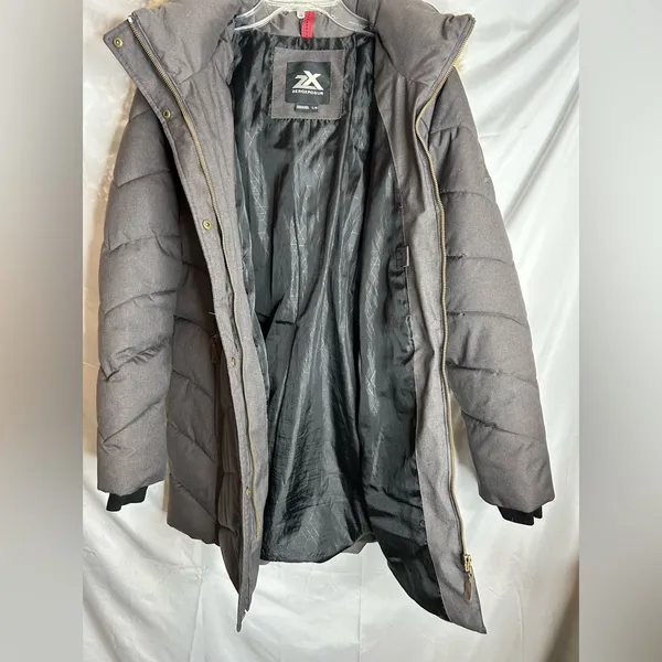 ZeroXposur Freya Faux-Fur Hood Quilted Walker Coat size Large - Image 10