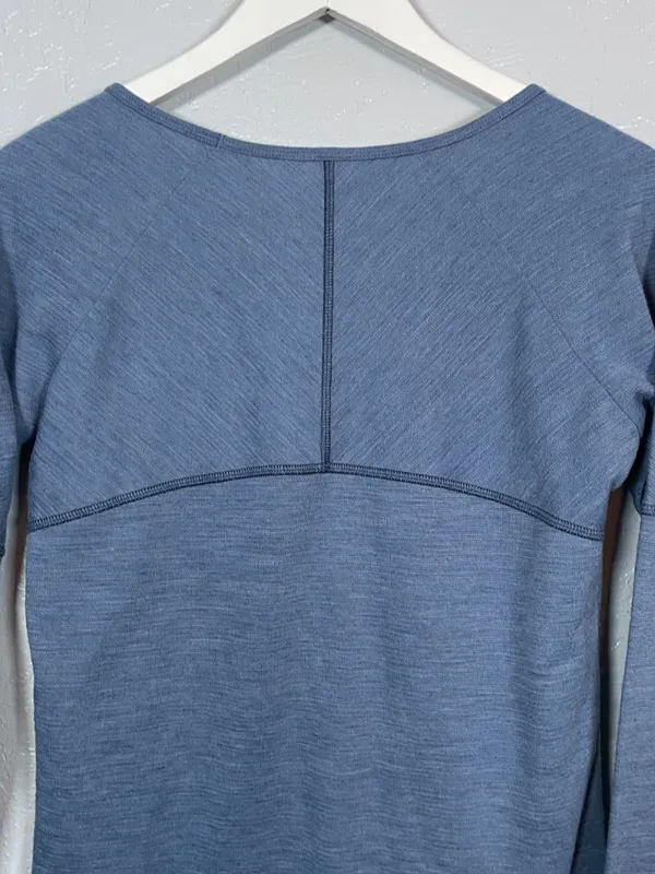 Kuhl Women S Blue Long Sleeve Wool Blend Shirt Scoop Neck Granola Crunchy - Image 6