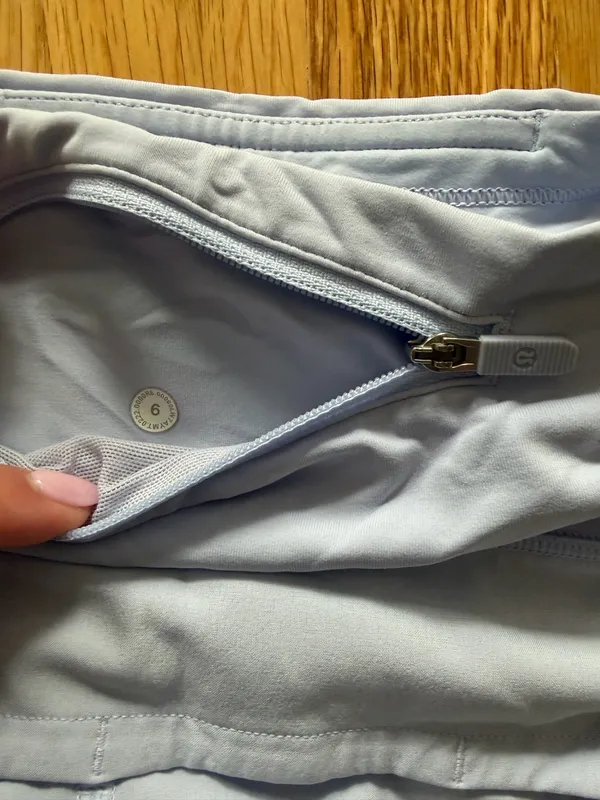 Lululemon Speed Up Shorts 4" - Image 6
