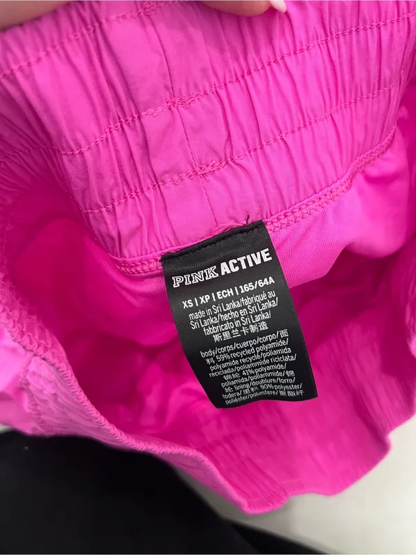 Victoria's Secret Pink Hot Pink Active Shorts Size XS - Image 4