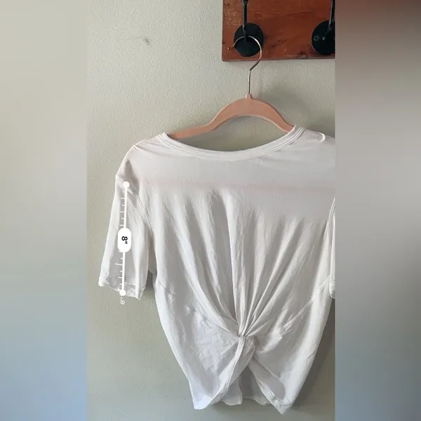 Lululemon Crescent T-Shirt White Size 0 - Image 9