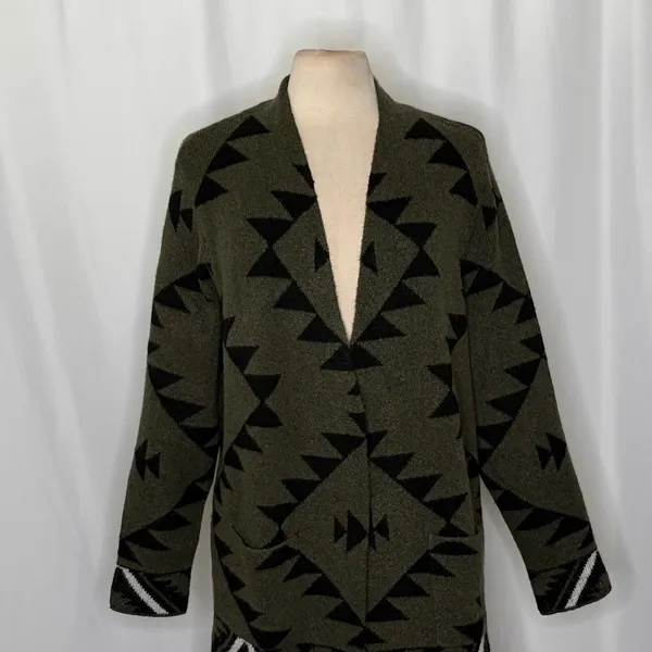 NWT!! FRYE Patterned Cozy Cardigan Sweater Burnt Olive Combo Green X-Large - Image 3
