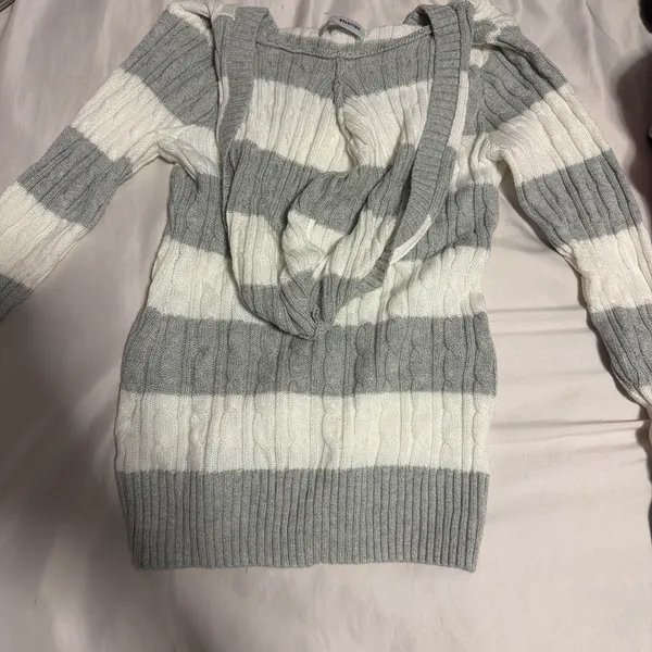 Hollister Sweater Knit XS - Image 3