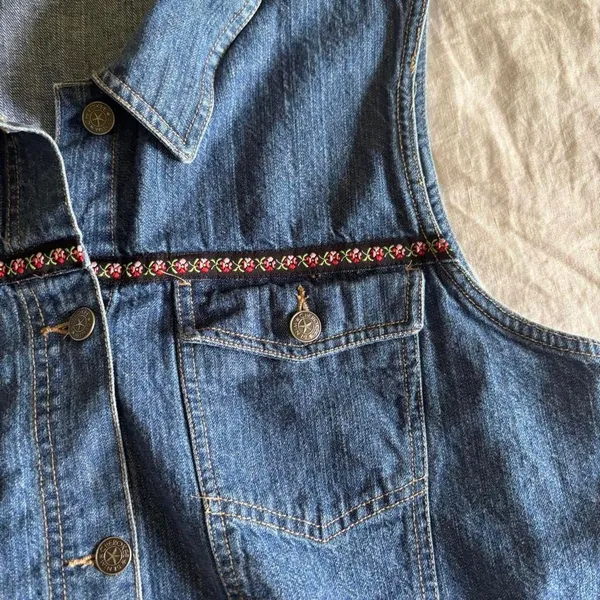 Vintage Y2K Cherokee Denim Jean Vest Floral Jaqcquard Boho Trim Size XL - Image 2