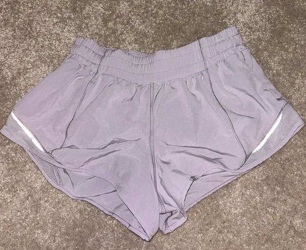 Lululemon Hotty Hot Short 2.5” - Image 2