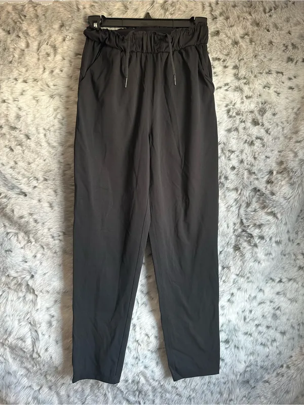 79. Lululemon Keep Moving Pant 7/8 High-Rise sz2 - Image 2