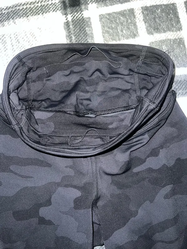 camo lululemon single align leggings 28’ - Image 4