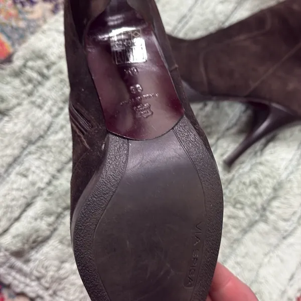 Via Spiga Elegant Brown Suede Women's Ankle Boots made in Italy 8M - Image 4