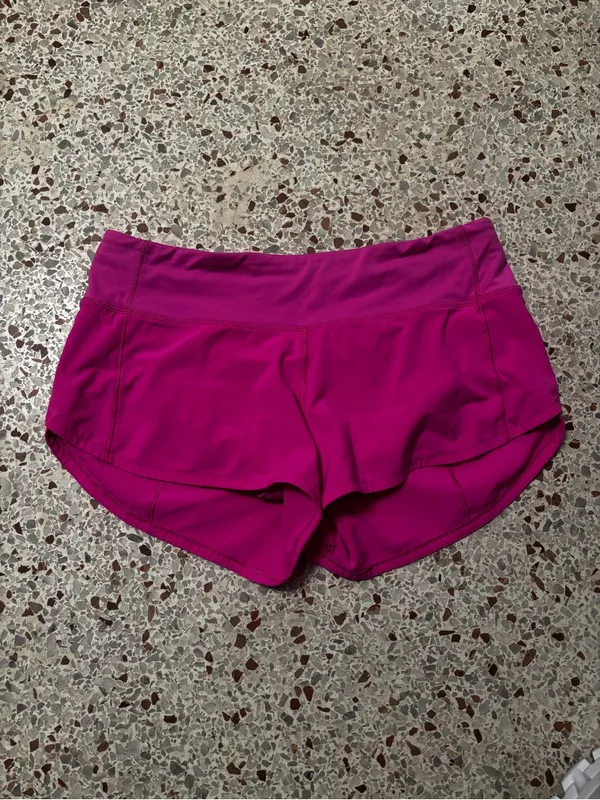 Lululemon Speed Up Low-Rise Short 2.5" sizes 4 - Image 4