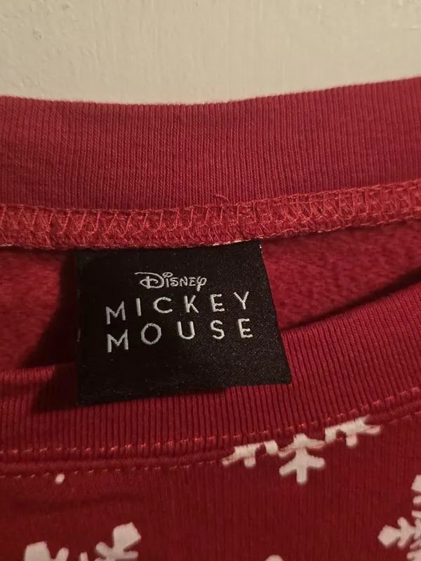 Disney women’s sweater Mickey & Minnie Holiday Top with Snowflakes - Image 7