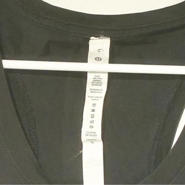 Lululemon Athletica Black Women's Tank Top Size 6 Racerback Athletic Workout - Image 2