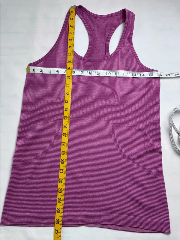 lululemon athletica Swiftly Tech Racerback Tank Magenta size 8 Motivational hem - Image 11