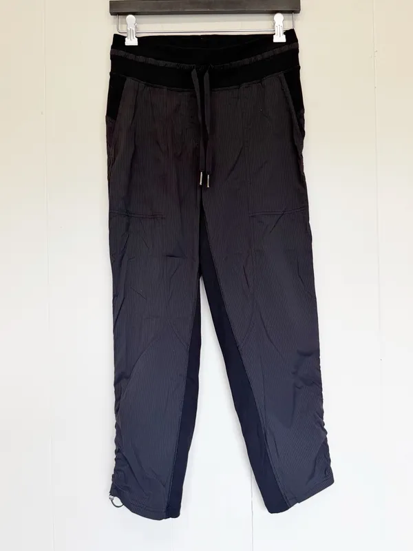 LULULEMON Dance Studio Mid-Rise Cropped Pants Size‎ 4 Black LW6AVQS - Image 3