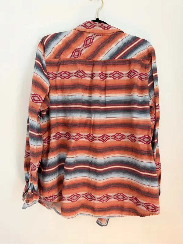 Ariat® women Holden Retro Garnet Long Sleeve button down size 2X - Image 3