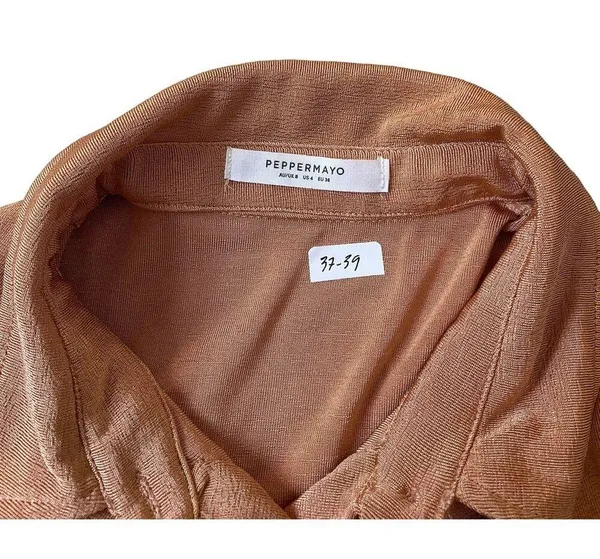 Pepper Mayo Color: Champagne Long Sleeve Crop Top Women's Size 4 | 37-39 - Image 4