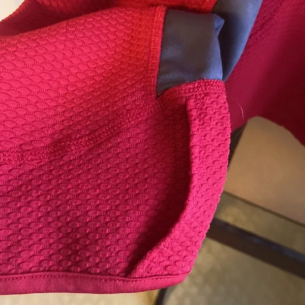Champion  red/grey 3/4 quarter zip pullover XL - Image 7