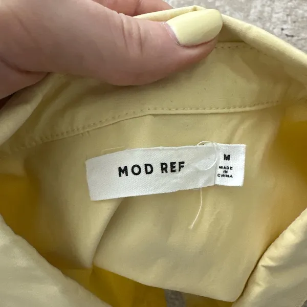 Mod Ref The Ophelia Top Size Medium in Butter Yellow | Boxy Button Down Shirt - Image 4