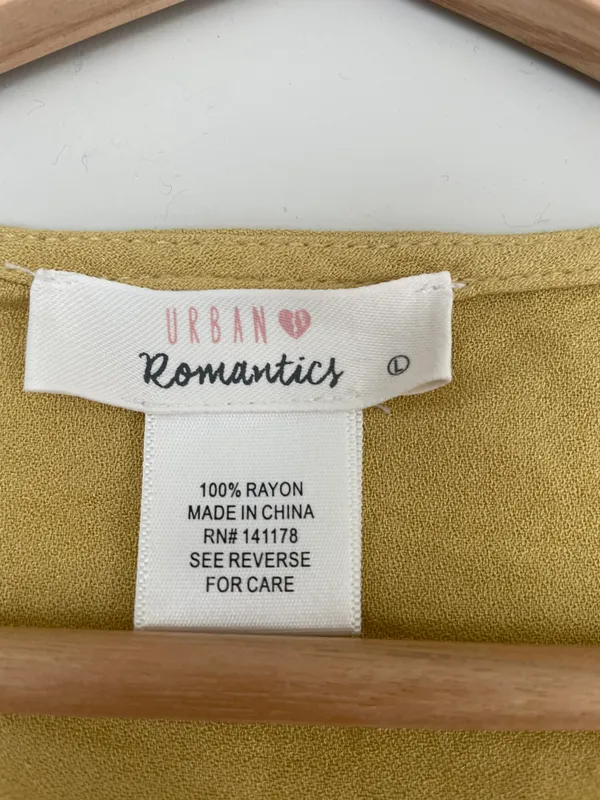Yellow Button Down Size L - Image 2