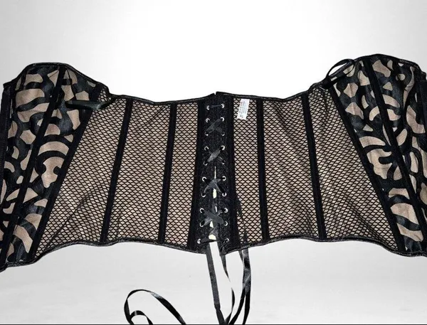 Black ornate leatherette design vintage steam punk style corset with mesh back - Image 10