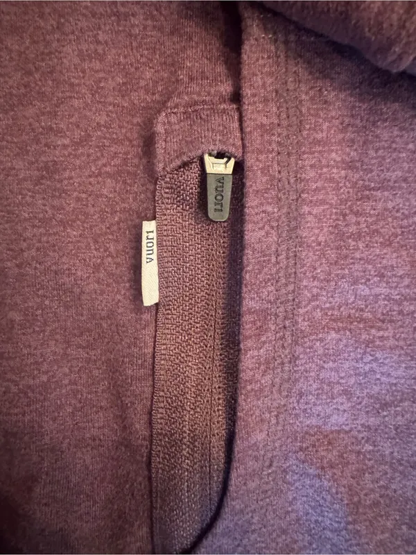 Vuori Women’s Halo Performance Hoodie 2.0 – Fig Heather – Size Small - Image 4