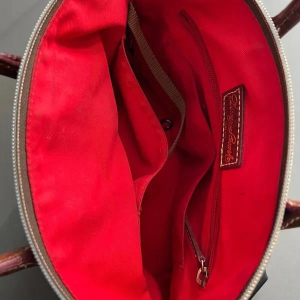 Guess by Marciano Dooney & Bourke Womens Handbag Old Money Quiet Luxury Classy Glam Feminine - Image 5