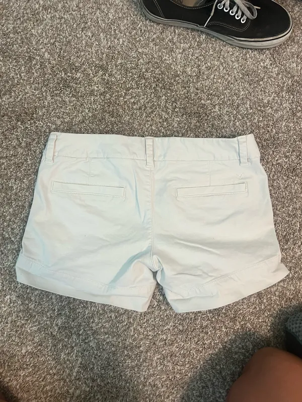 Vintage American Eagle Cream Shorts - Image 4
