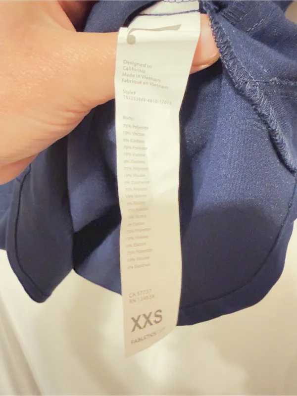 Fabletics Navy Scrub Top Size XXS New! - Image 9