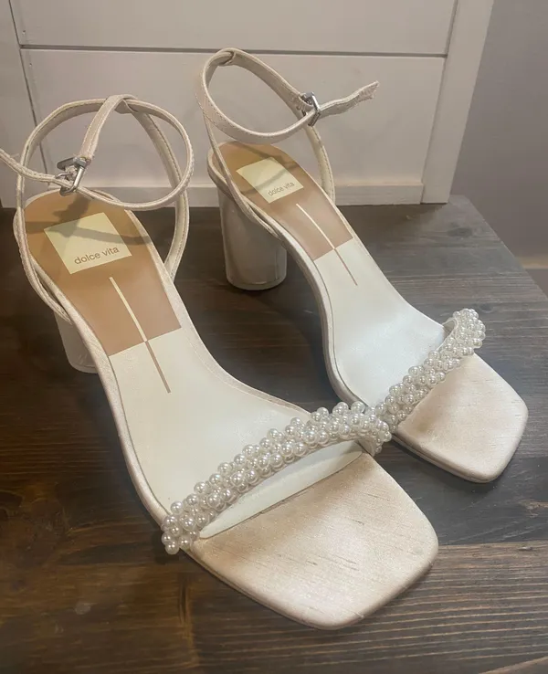Dolce Vita White Size 7.5 - Image 3