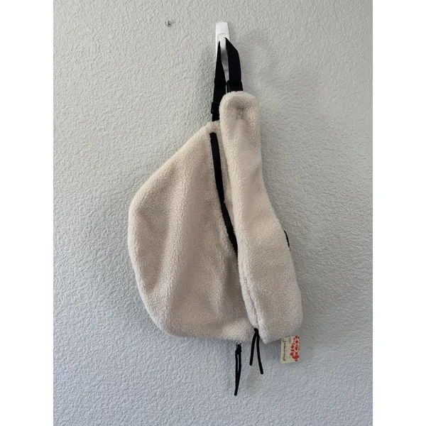 Free People Movement Champagne Toast Cozy Carryall Sherpa Shoulder Hobo Bag NWT - Image 2