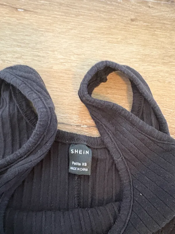 SheIn Black Ribbed Casual Romper - Image 4