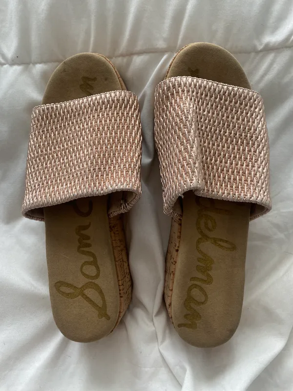 Heels Size 6.5 - Image 2