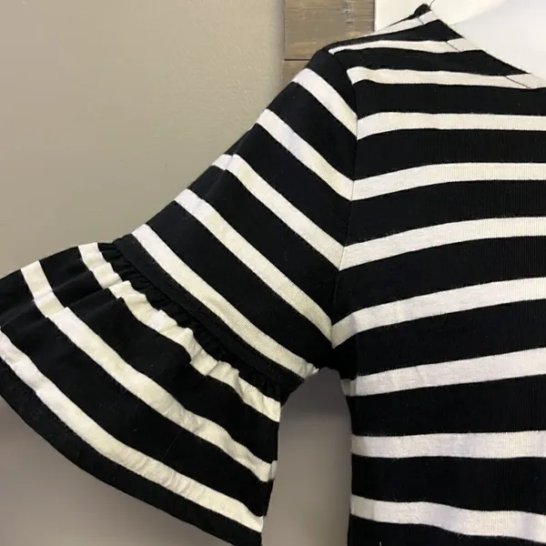 J. Crew Black & White Striped T- Shirt Dress w/ Ruffled Puff Sleeves- Small - Image 3