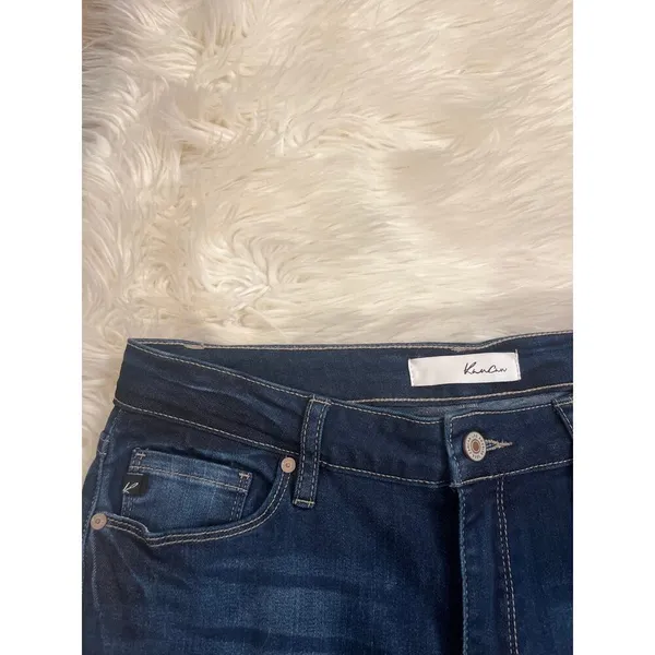 KanCan stretch mid rise skinny jeans minor distressing 11/29 - Image 4