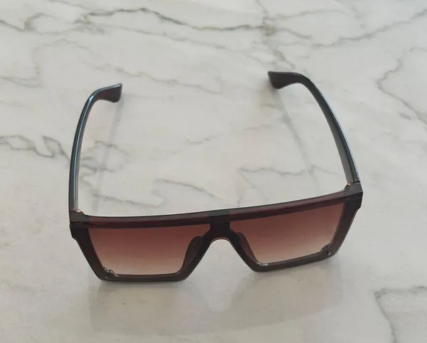 Flat Top Sunglasses Brown - Image 7