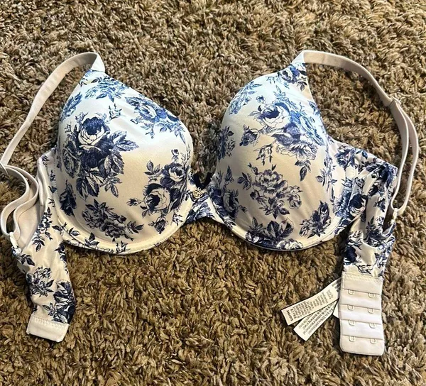 Victoria's Secret Body By Victoria - Image 2