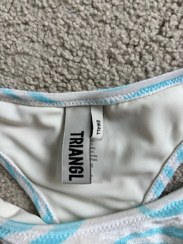 Triangl Bikini - Image 3