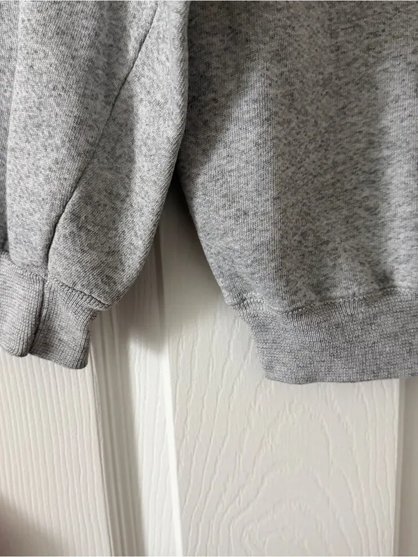 Hanes Heavy Blend Gray Crewneck Sweatshirt Fleece Pullover Size Large - Image 4