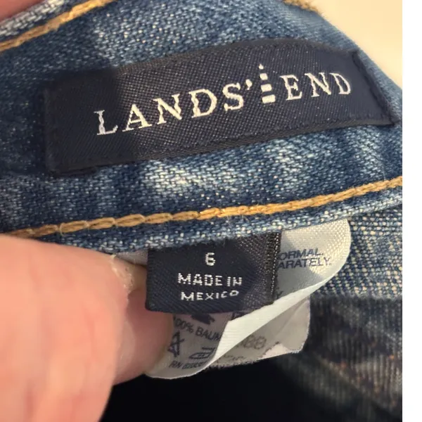Lands' End Women's Size 6 Straight Leg Medium Wash Denim Blue Jeans - Image 3