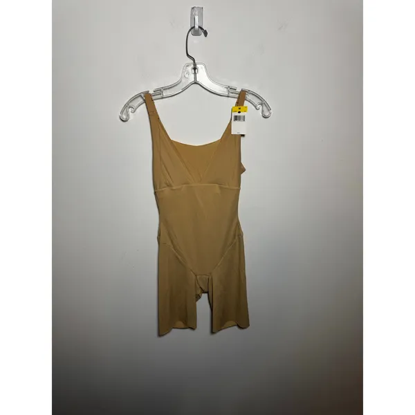 Brand New Maidenform Women's Size Medium Beige One Piece Bodysuit Shapewear - Image 5