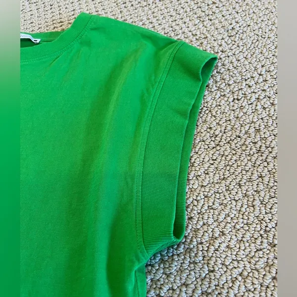 Zara Tee, Cuff Sleeves, Size Medium, Green, Brat, Christmas, Basic, Comfy - Image 3