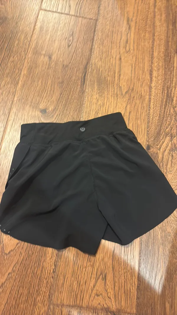 lululemon shorts - Image 2