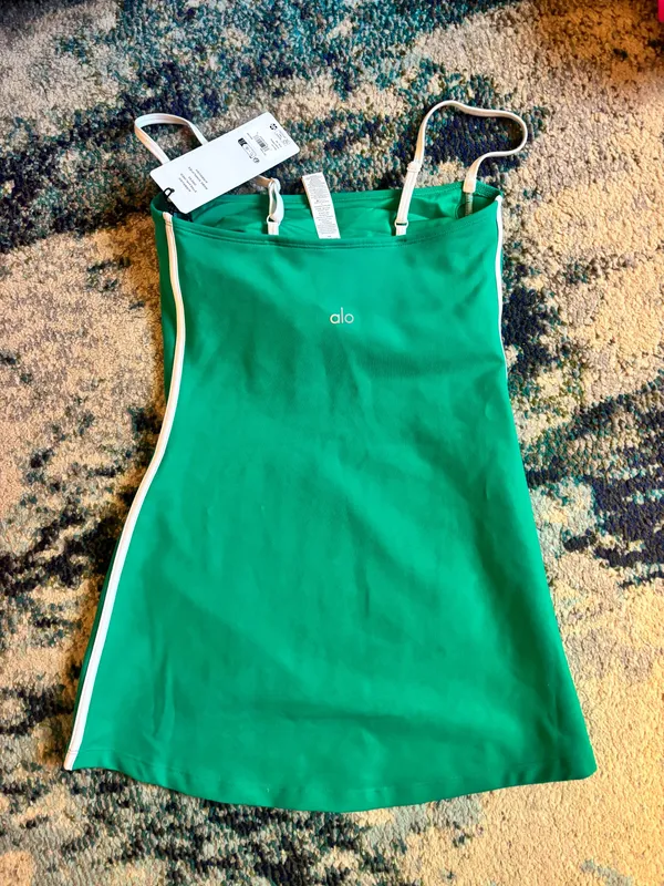 Alo airbrush steamlined dress - Image 4