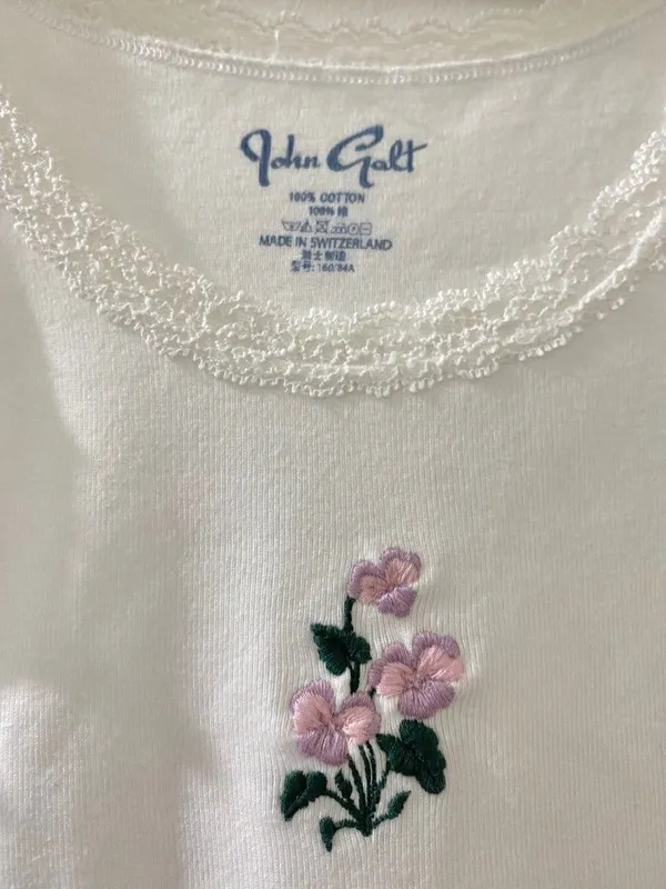 RARE Brandy Melville J. Galt Ronnie Lace floral Embroidered CropTank Top White - Image 7