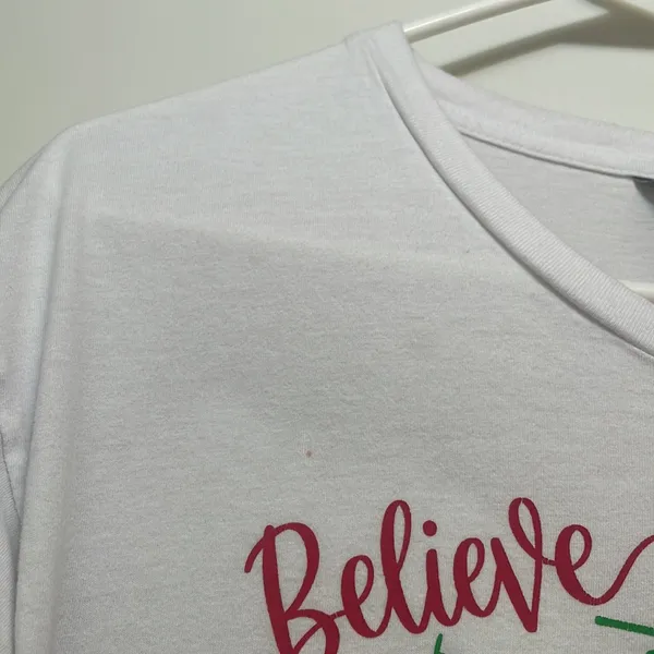 Christmas V-neck white T-shirt women’s size large. 100% ringspun cotton. - Image 3