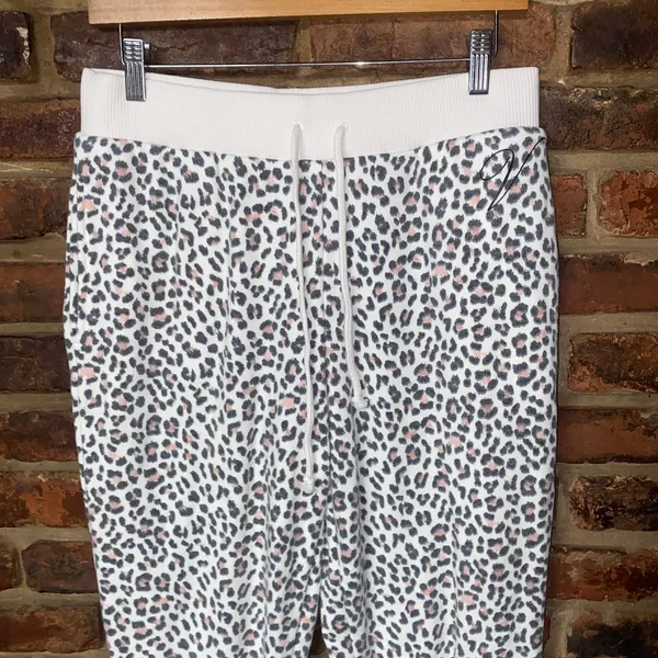 Victoria's Secret Leopard Animal Soft Fleece Pajama Pants Women's Size Small - Image 2