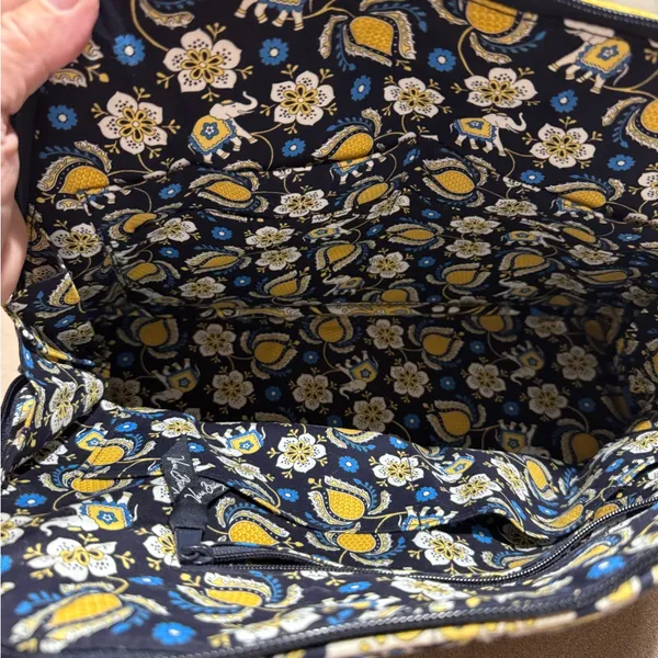 Vera Bradley Paisley Shoulder Bag - Blue, Yellow- Like New Condition - Image 5